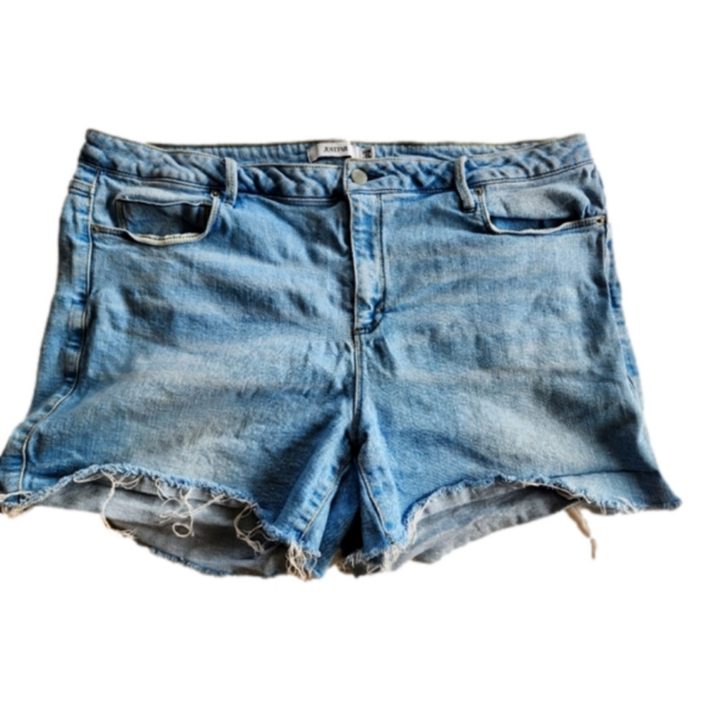 JustFab Distressed  Denim Jean Shorts Size 20w